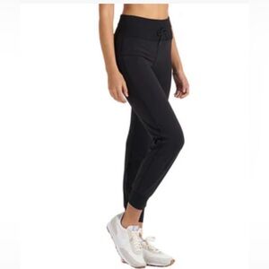 Women's Vuori Daily Jogger Black Pants - Small